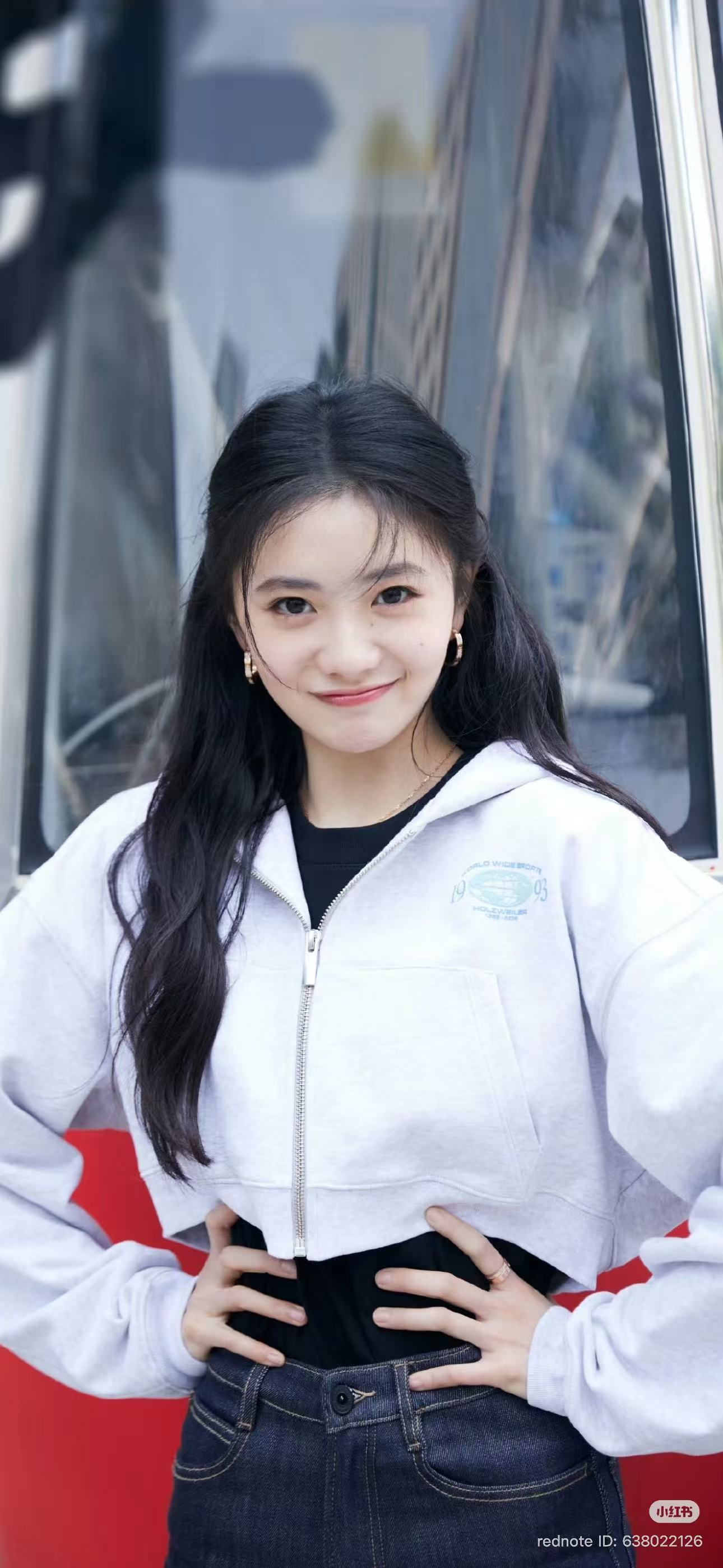 Liu Haocun portrait 17