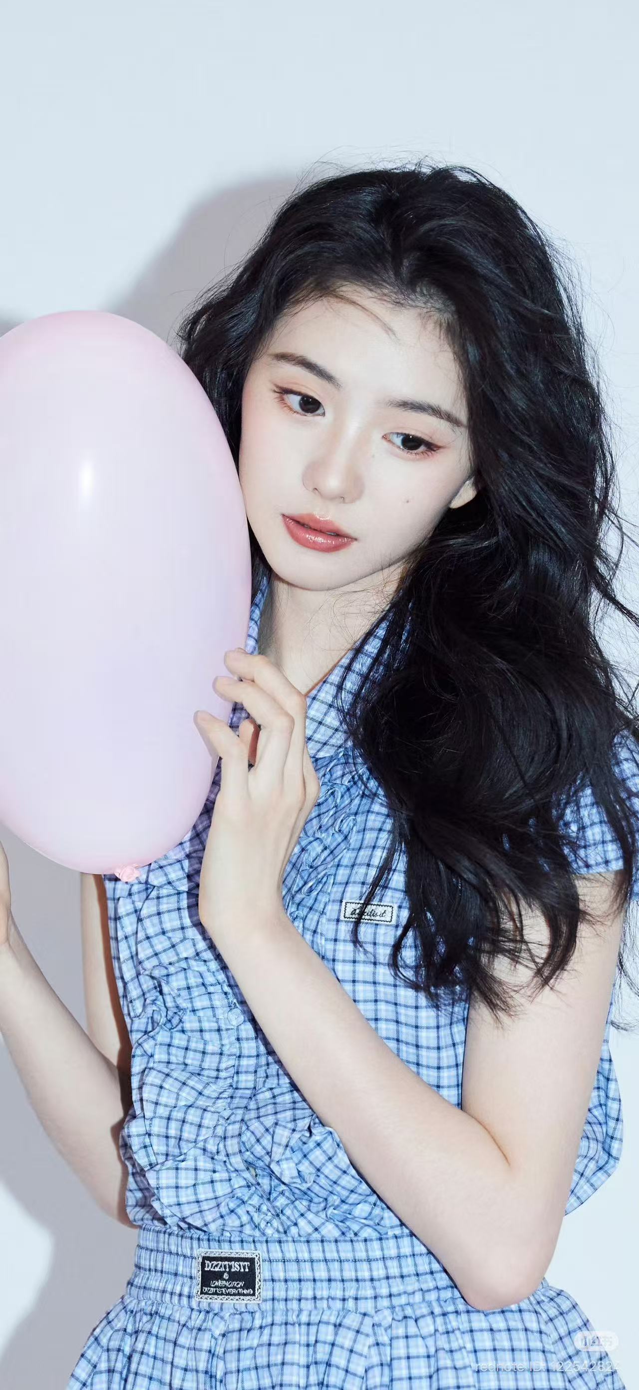 Liu Haocun portrait 23